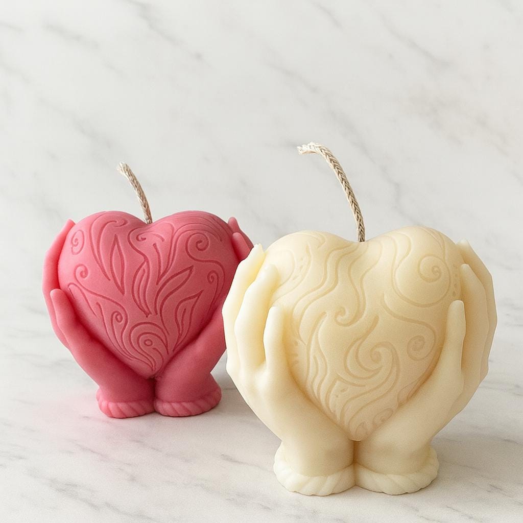 Heart in Hands Candle | Sculptural Soy Candle | Romantic Gift for Her | Aesthetic Home Decor | Valentine’s Day Gift | Handmade Candle
