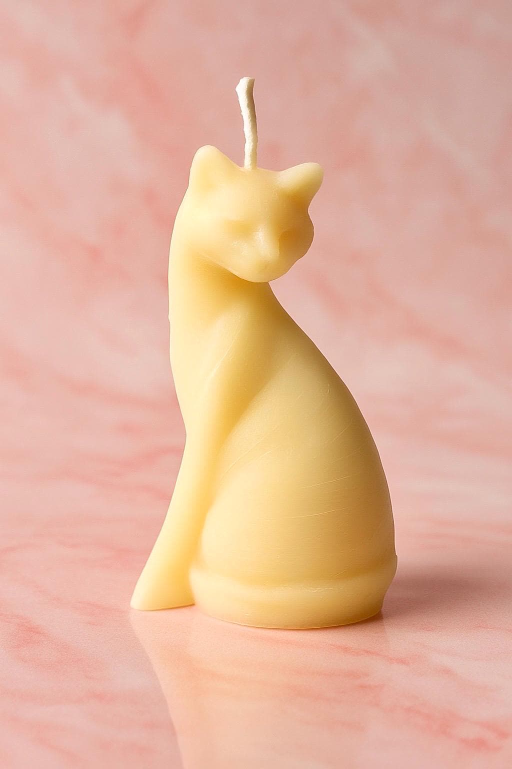 Handmade Cat Candle – Minimalist Soy Wax Kitty Decor, Cute Gift for Cat Lovers