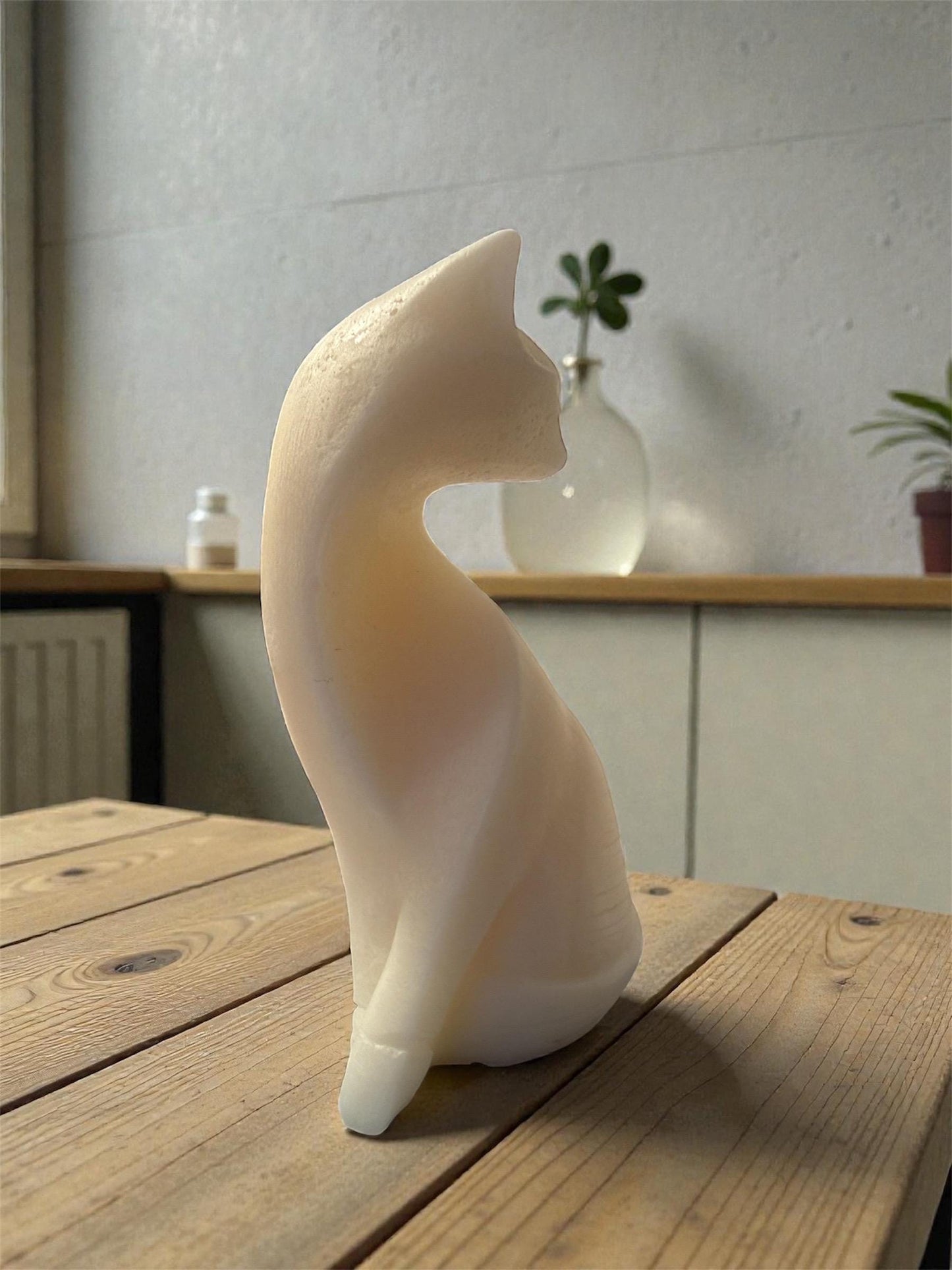 Handmade Cat Candle – Minimalist Soy Wax Kitty Decor, Cute Gift for Cat Lovers