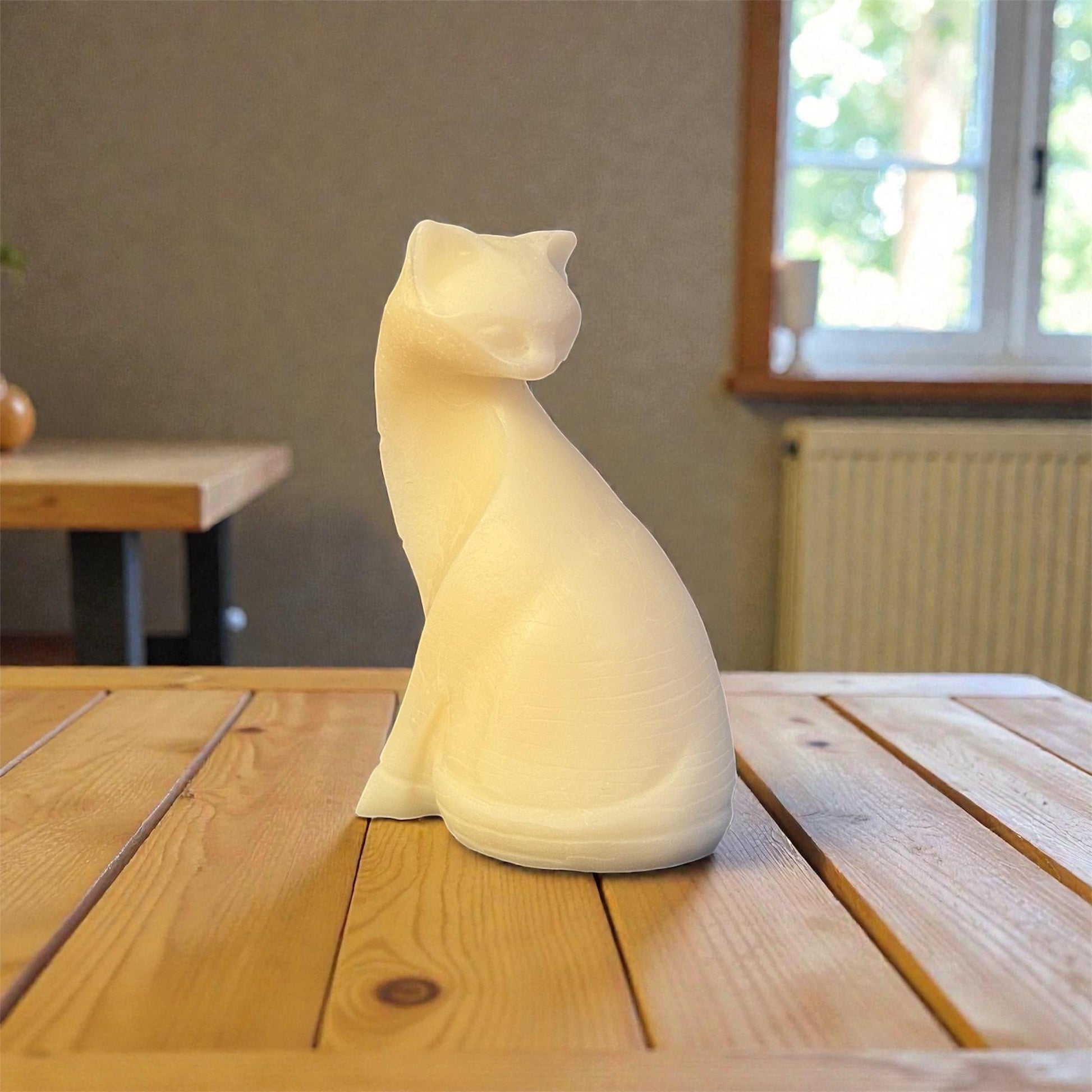 Handmade Cat Candle – Minimalist Soy Wax Kitty Decor, Cute Gift for Cat Lovers