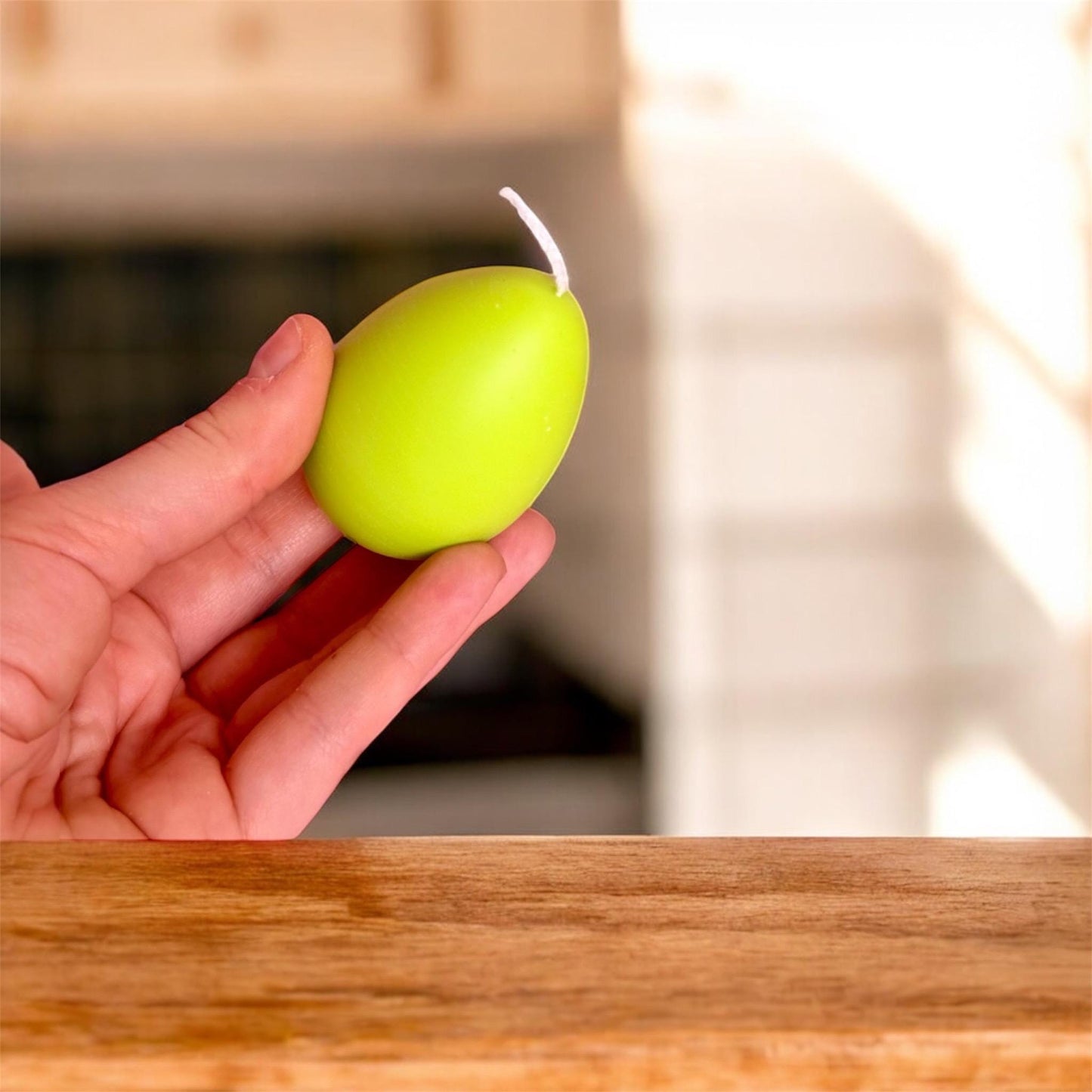 Handmade Egg Soy Candle: Eco-Friendly Small Decor